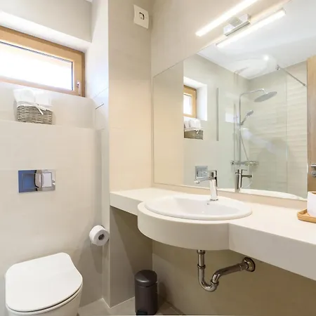 Luxury With Hot Pool Banya