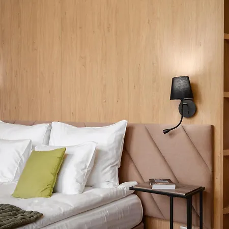 Luxury With Hot Pool