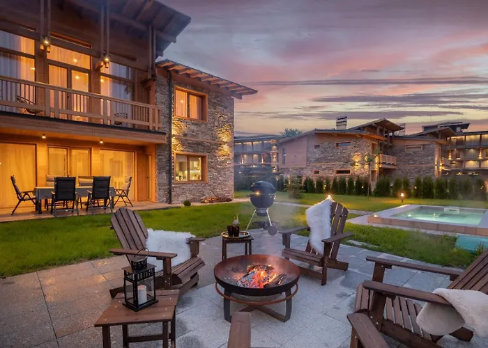 Luxury With Hot Pool