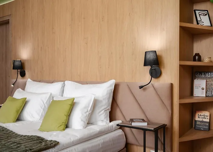 Luxury With Hot Pool